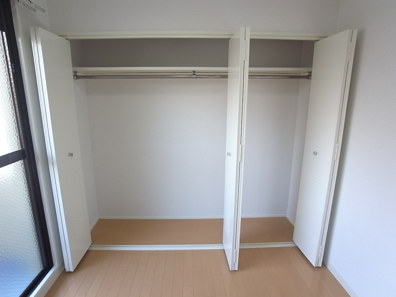 富雄サンパレスⅠ号館の収納