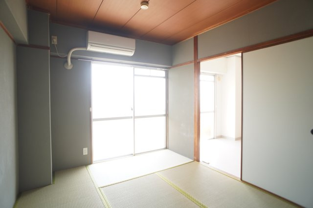 大和ビルマンションＢ棟の和室