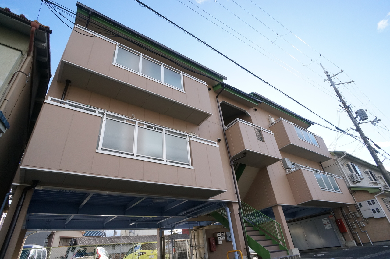 サンリブ橋本の外観