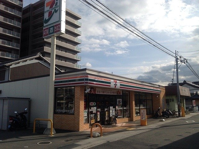 クレイノリベールコート五位堂の周辺|コンビニまで約220m （徒歩約3分）