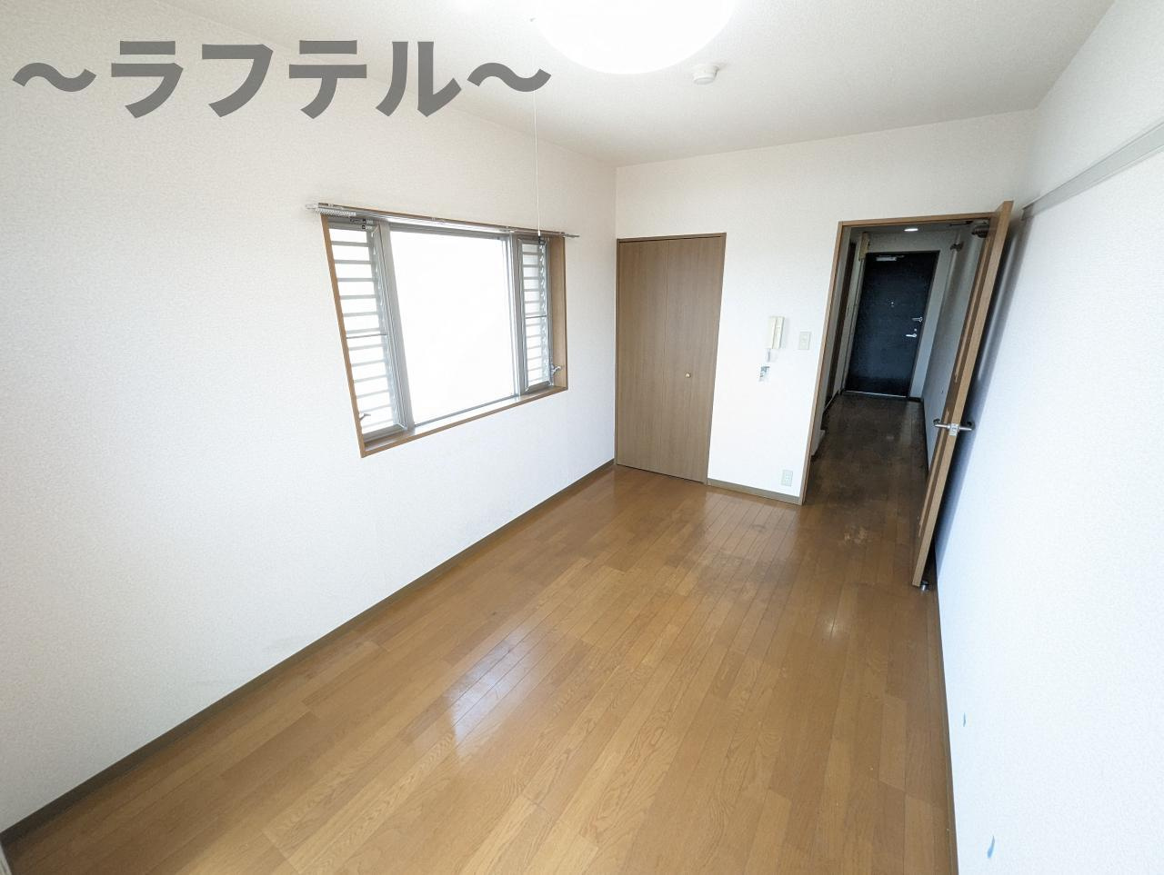 煉瓦館セシオンの居間・リビング|別部屋イメージ写真