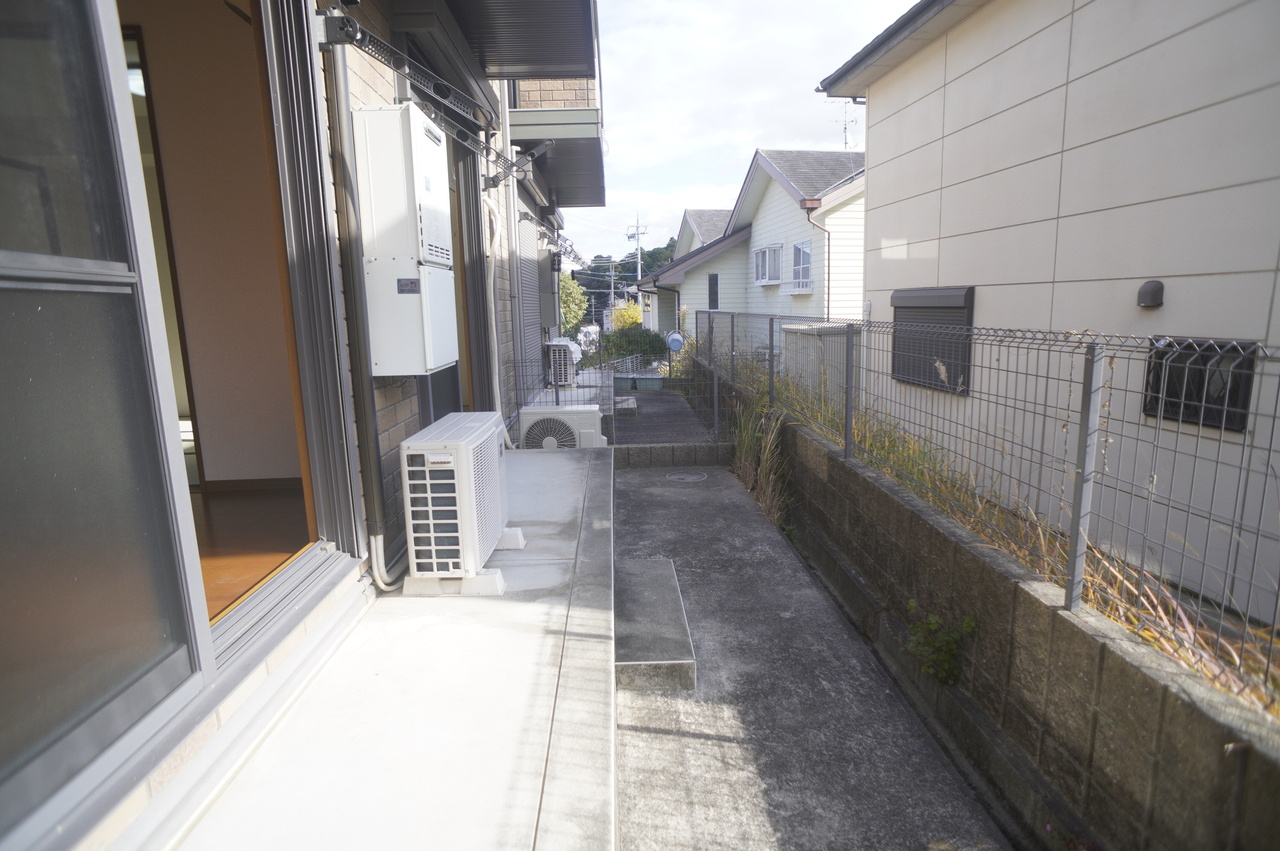 グリーンヴィレッジあいＣ棟の庭