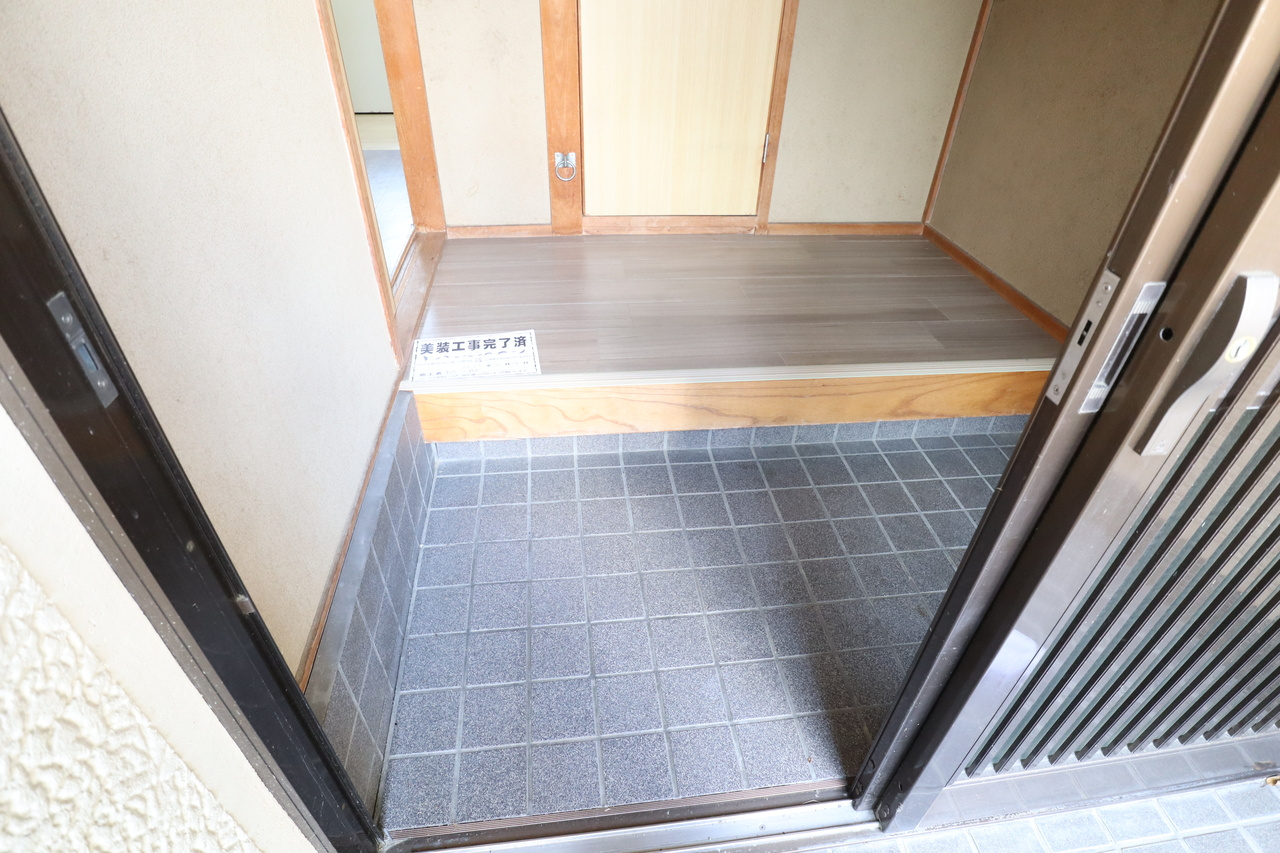 貸テラス奈良県桜井市の玄関