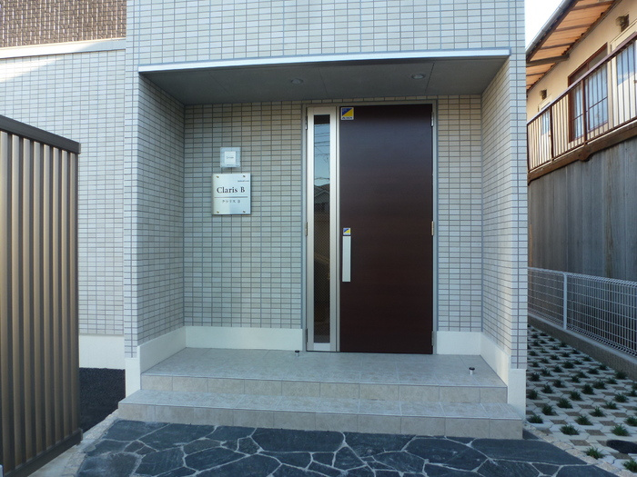 クラリスBのエントランス
