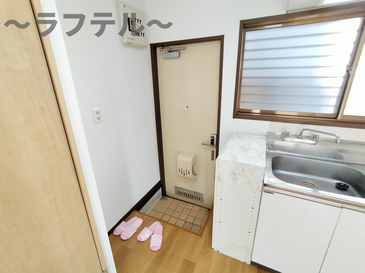 グランデュール小手指の玄関