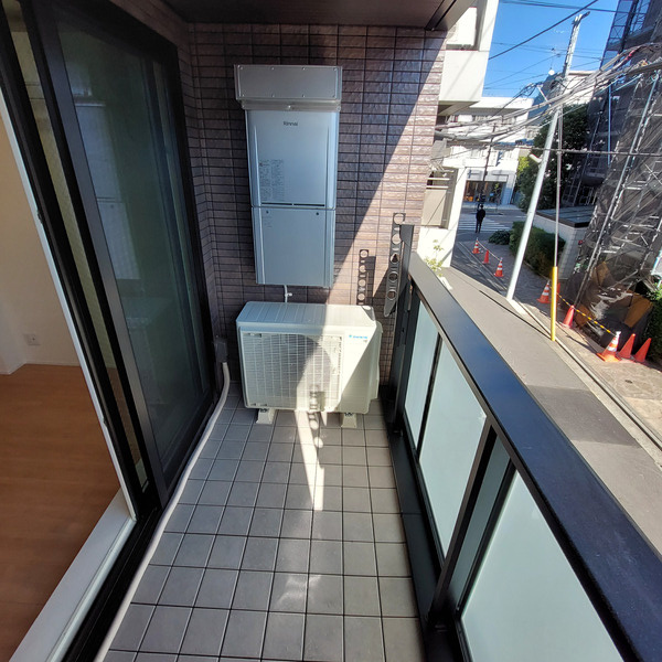 武蔵野市吉祥寺本町３丁目の賃貸マンションのバルコニー