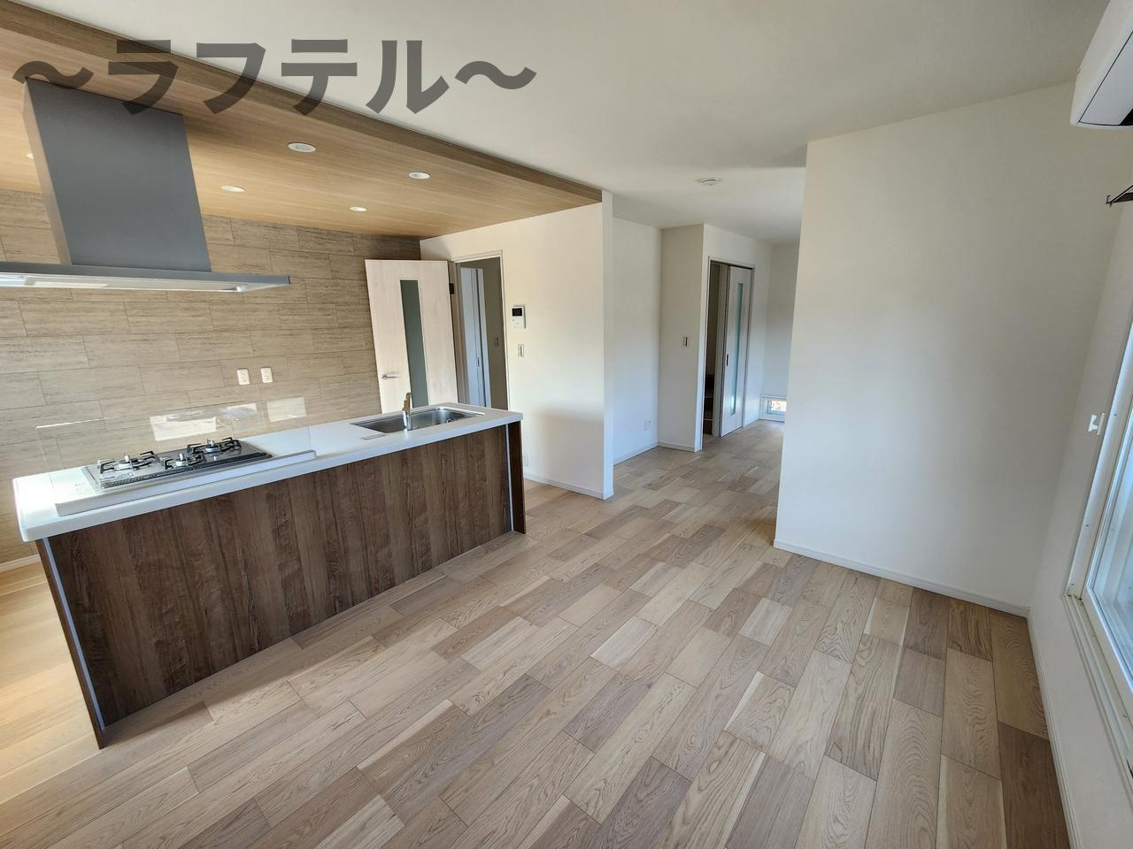 ダイヤモンドヒルズの居間・リビング