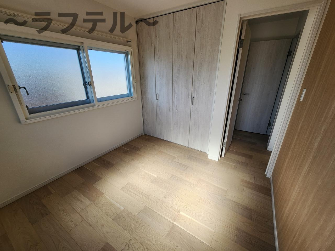 ダイヤモンドヒルズの洋室