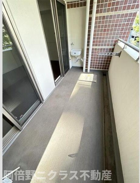 ロイヤルパークス桃坂のバルコニー