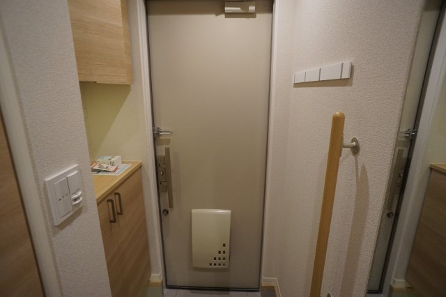 サンフォレスト菅原の玄関