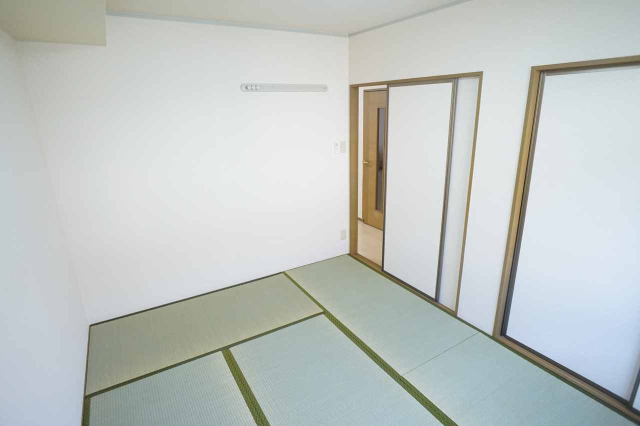 ラークハイムⅡの和室