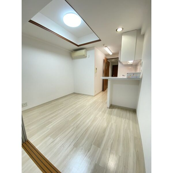 CITY SPIRE上町台の居間・リビング|内装は別部屋の参考写真です。