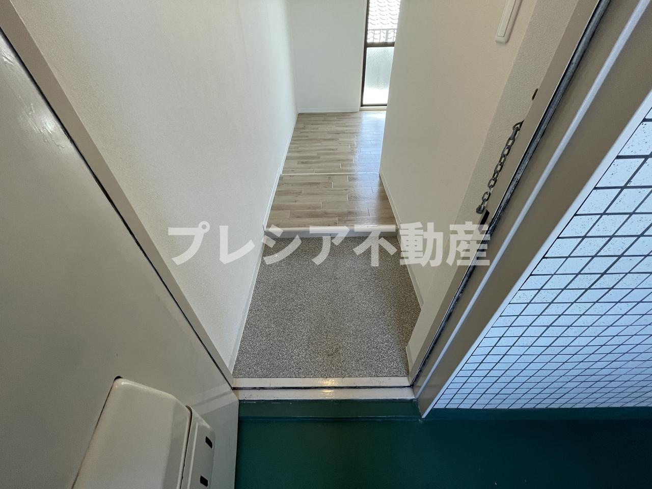 レジデンシア甲子園口の玄関
