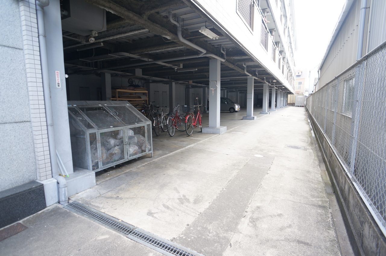 サンフェアリーⅡの駐車場