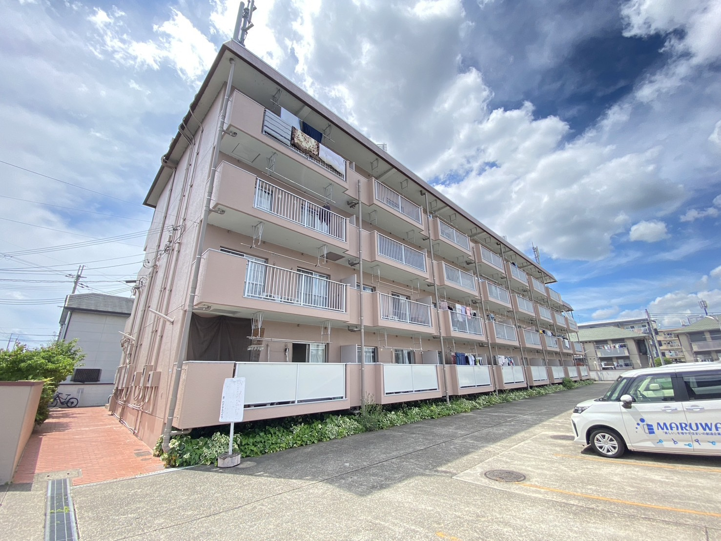 新町ロイヤルハイツの外観
