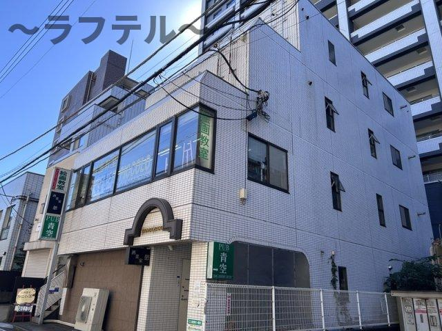 ヤマザキ第２ビルの外観