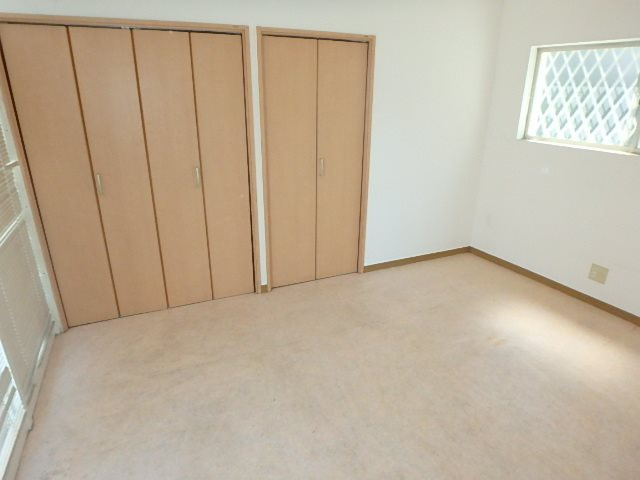 アーバン中央市場前の居間・リビング|ゆったりとした居間です