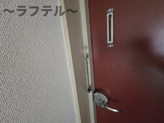 ウィステリアビューの玄関