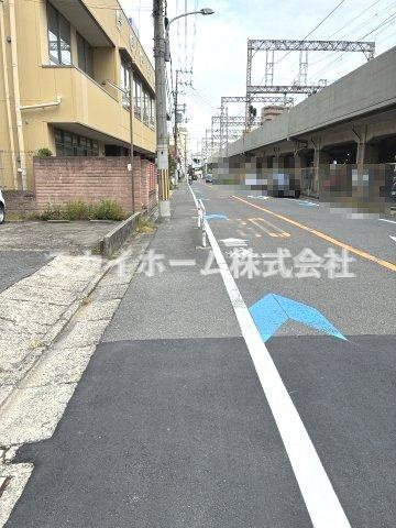 アヴェーレ早苗町の周辺