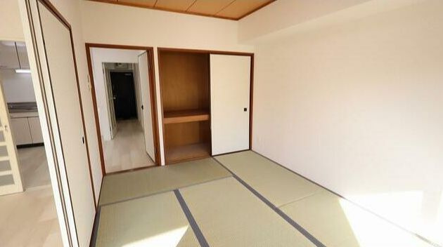 オークガーデンの洋室