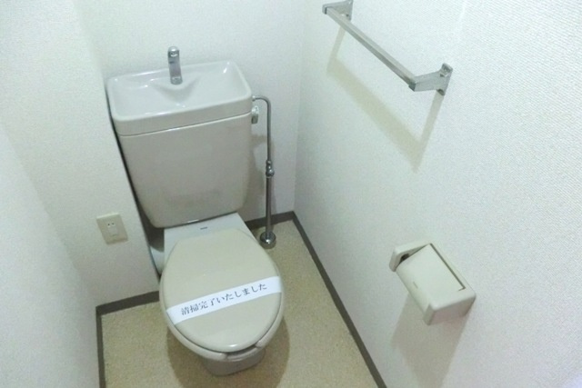 シャレー・アヴァンテのトイレ|★トイレ画像・電源コンセント設置しています★