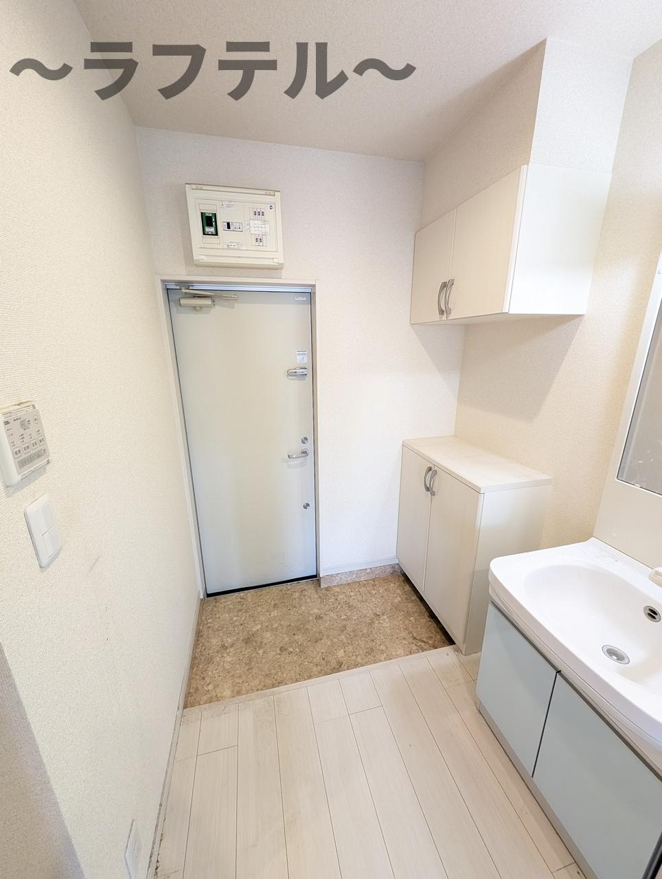 マイレ狭山の玄関|別部屋イメージ写真