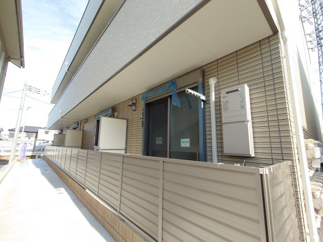 キャメル川越　都Aのバルコニー|開放的で明るい空間を演出してくれるバルコニーです