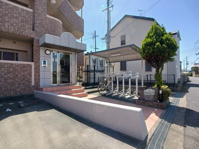 コモドビラⅥのエントランス