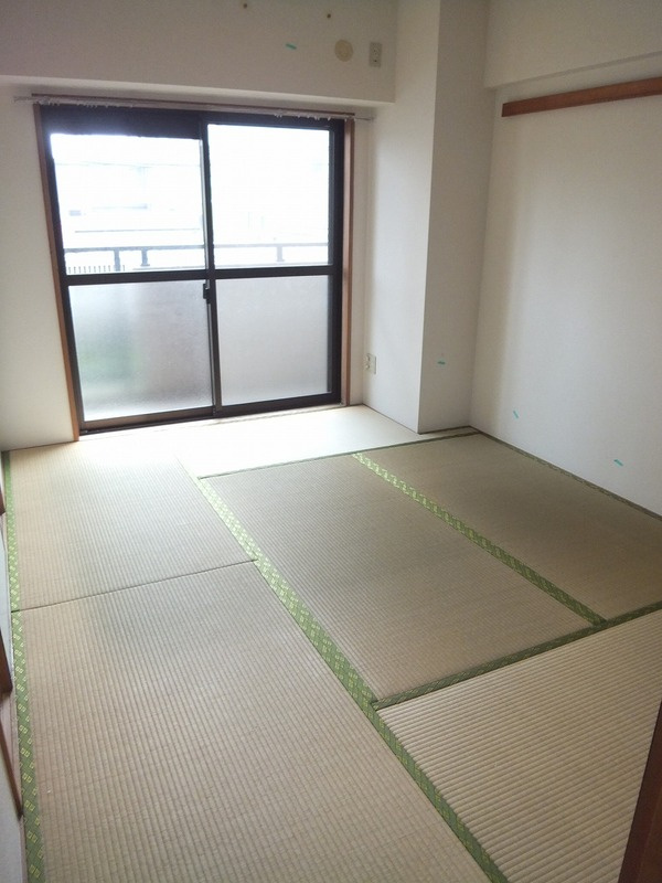 グランシエロ川口本町の和室