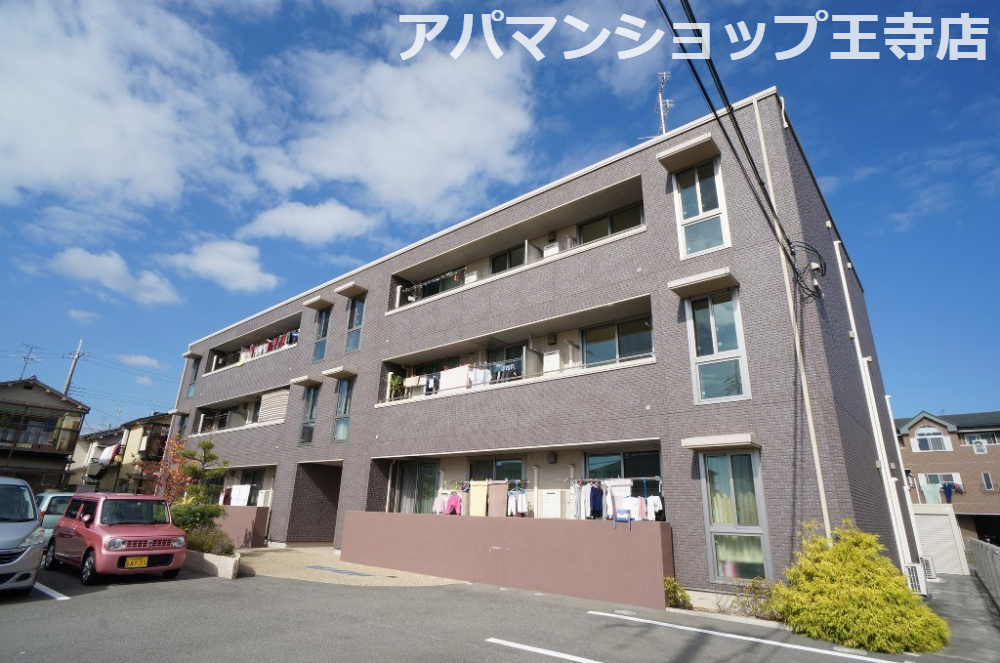 コンフォート上宮の外観