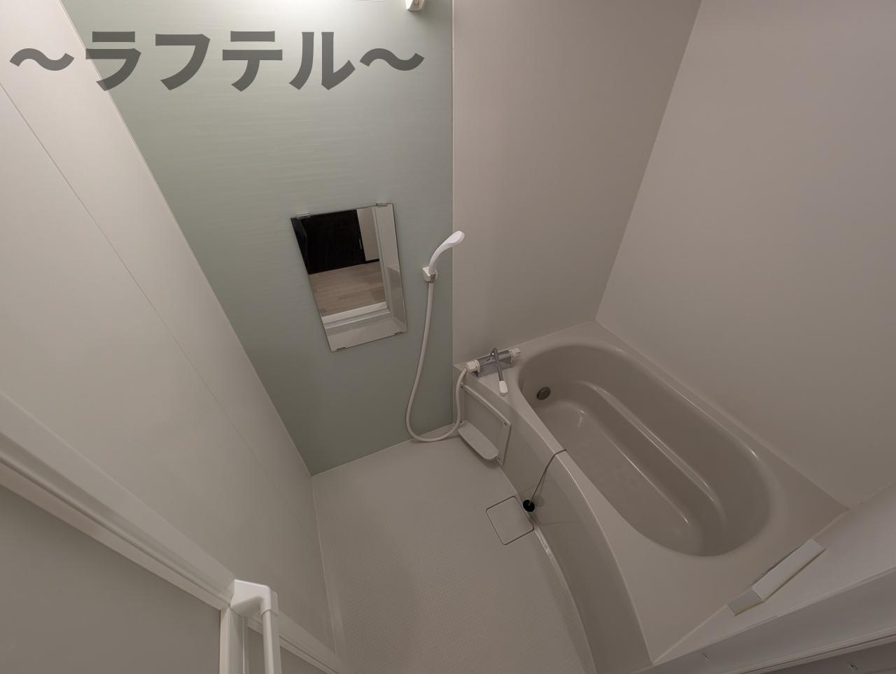 クレイノマルシェの浴室