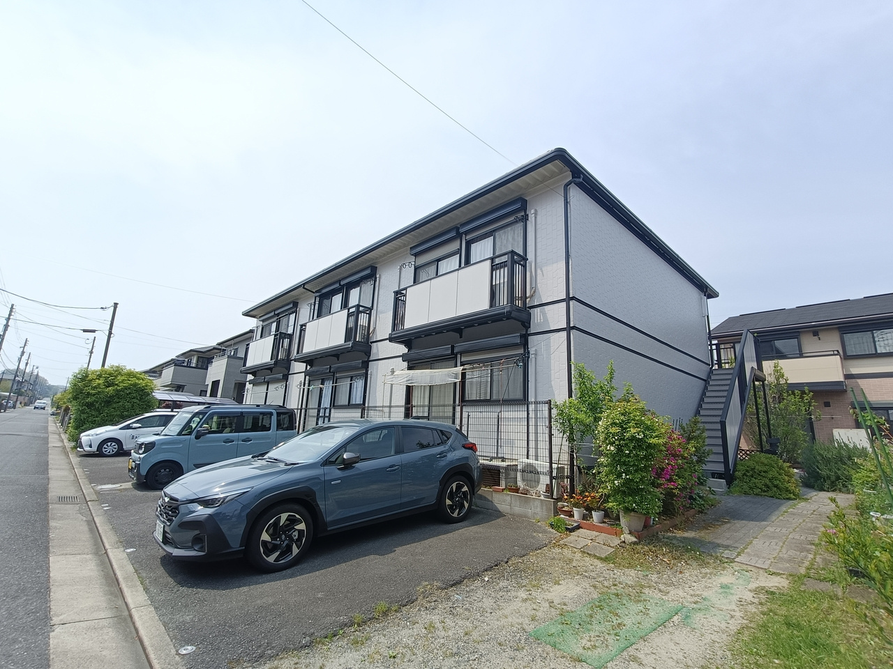 アイアールコートの駐車場