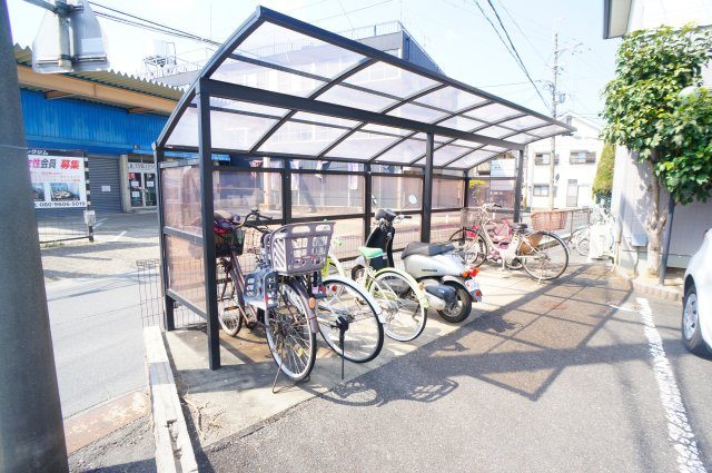 セントポーリアの駐車場