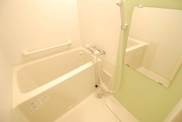 クレイノサクシード所沢の浴室|ゆったり過ごせるお風呂です