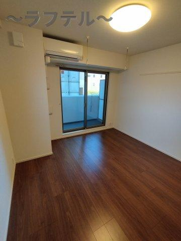 アルカディアⅧの洋室|別部屋イメージ写真