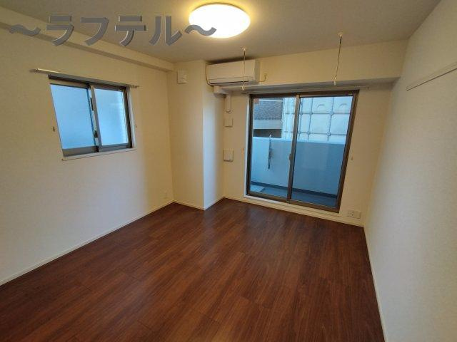 アルカディアⅧの居間・リビング|別部屋イメージ写真