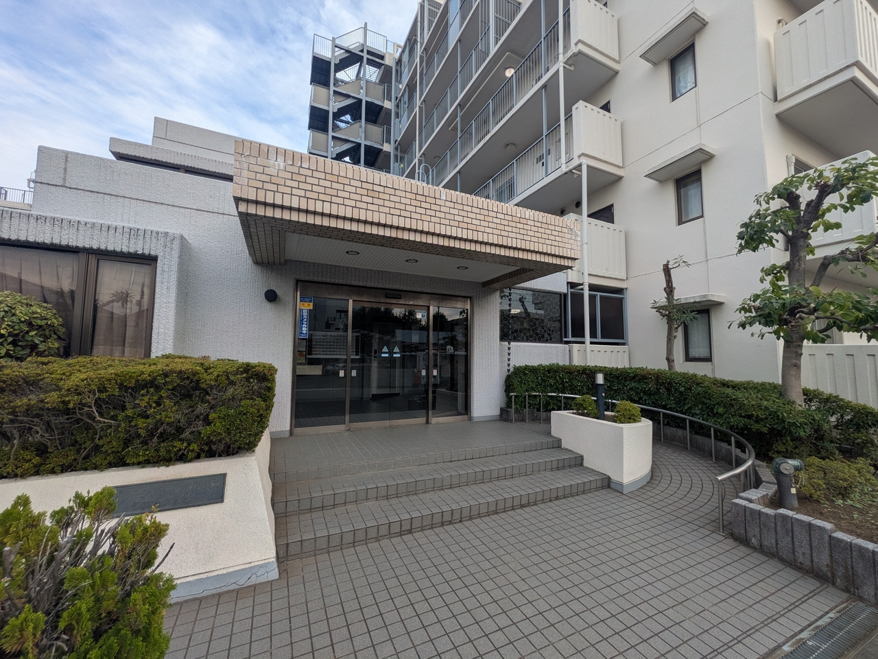 グリーンパーク西川口スカイハイツのエントランス