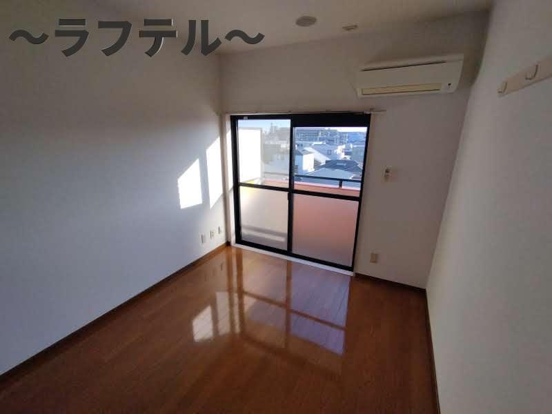所沢市東住吉の賃貸マンションの居間・リビング|別号室イメージ