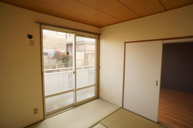 サンハイツ宝来の和室