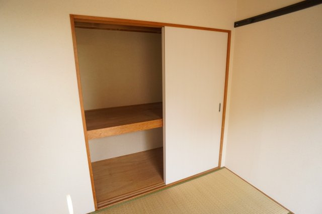 サンハイツ宝来の収納