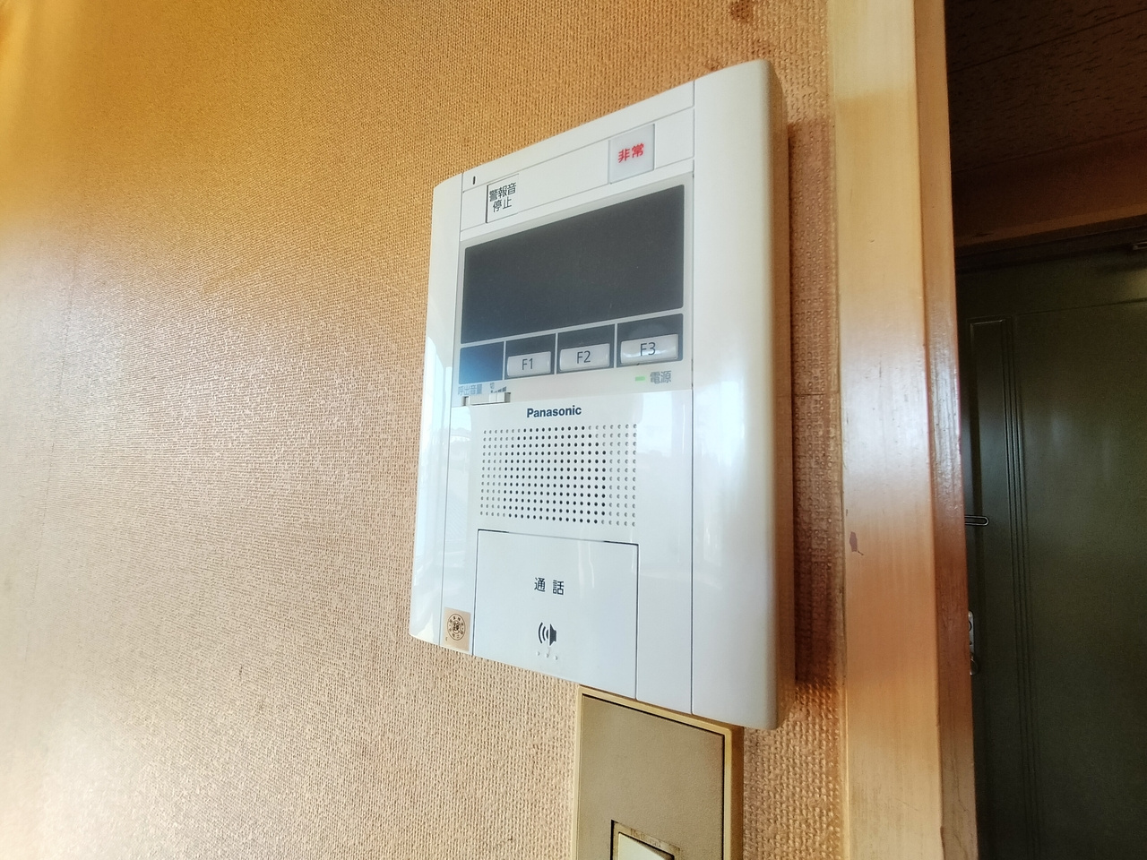奈良市西大寺赤田町２丁目の賃貸マンションのセキュリティ