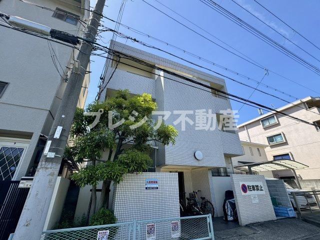 ロイヤルメゾン甲子園口Vの外観