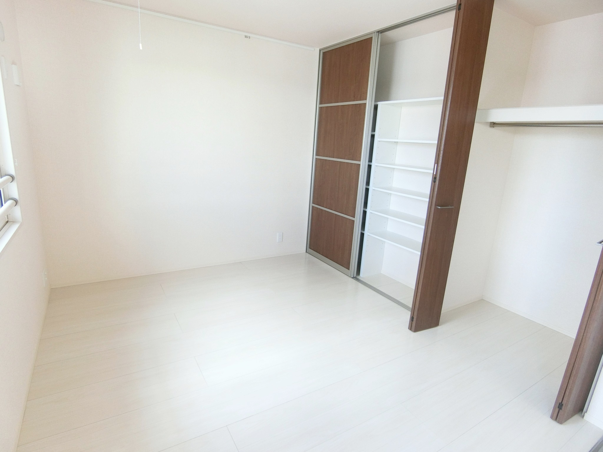 アイリス錦町の寝室|別号室の参考写真です。