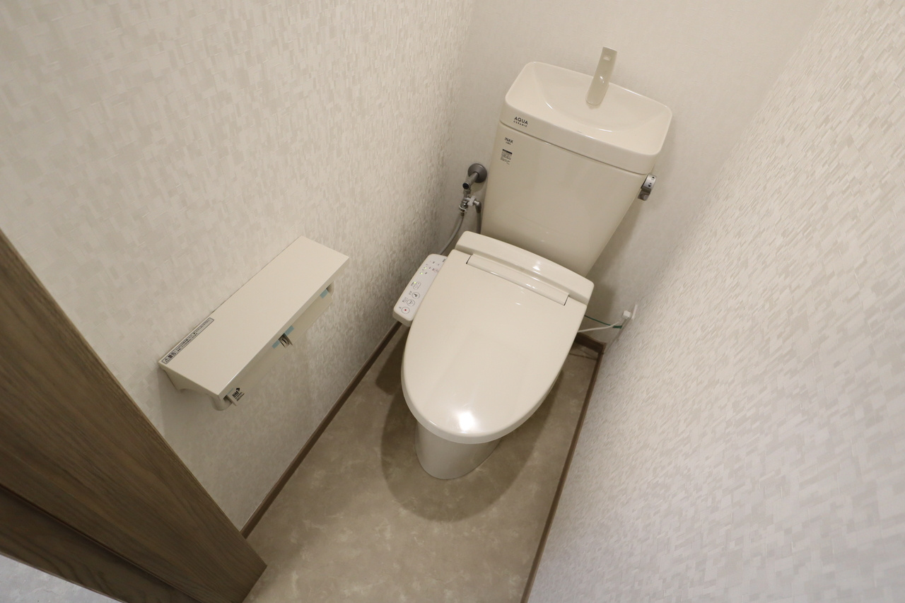 イースト33神宮前のトイレ