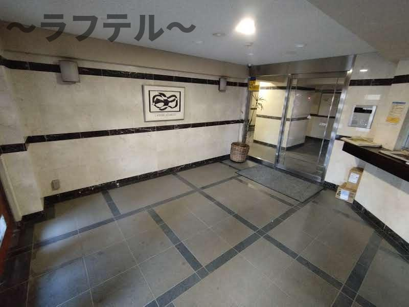 セントランド所沢のロビー