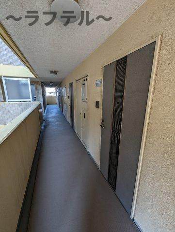 セントランド所沢の玄関