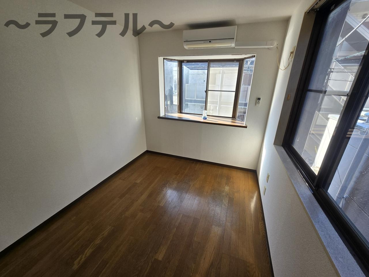 ウィステリアの洋室