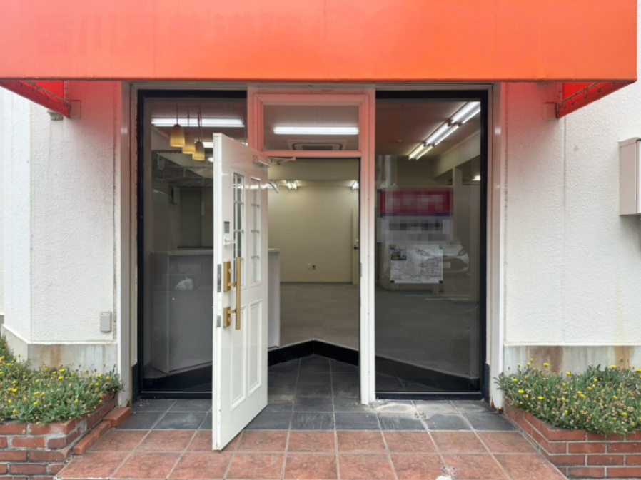 パークサイドマンションの玄関