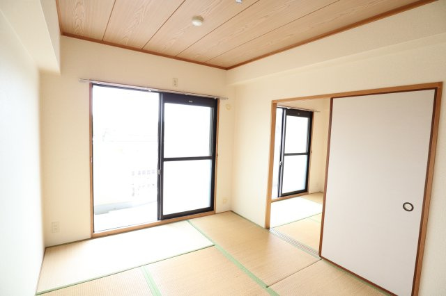 第６サンコウヒルズ南館の和室