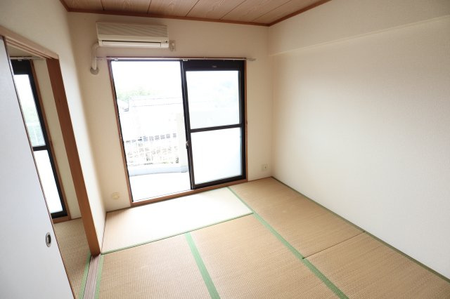 第６サンコウヒルズ南館の和室